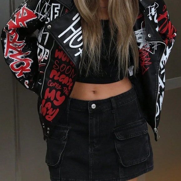 Black Casual Women's Trendy Colorful Graffiti Letter Punk Style Leather Jacket - Picture 7 of 8